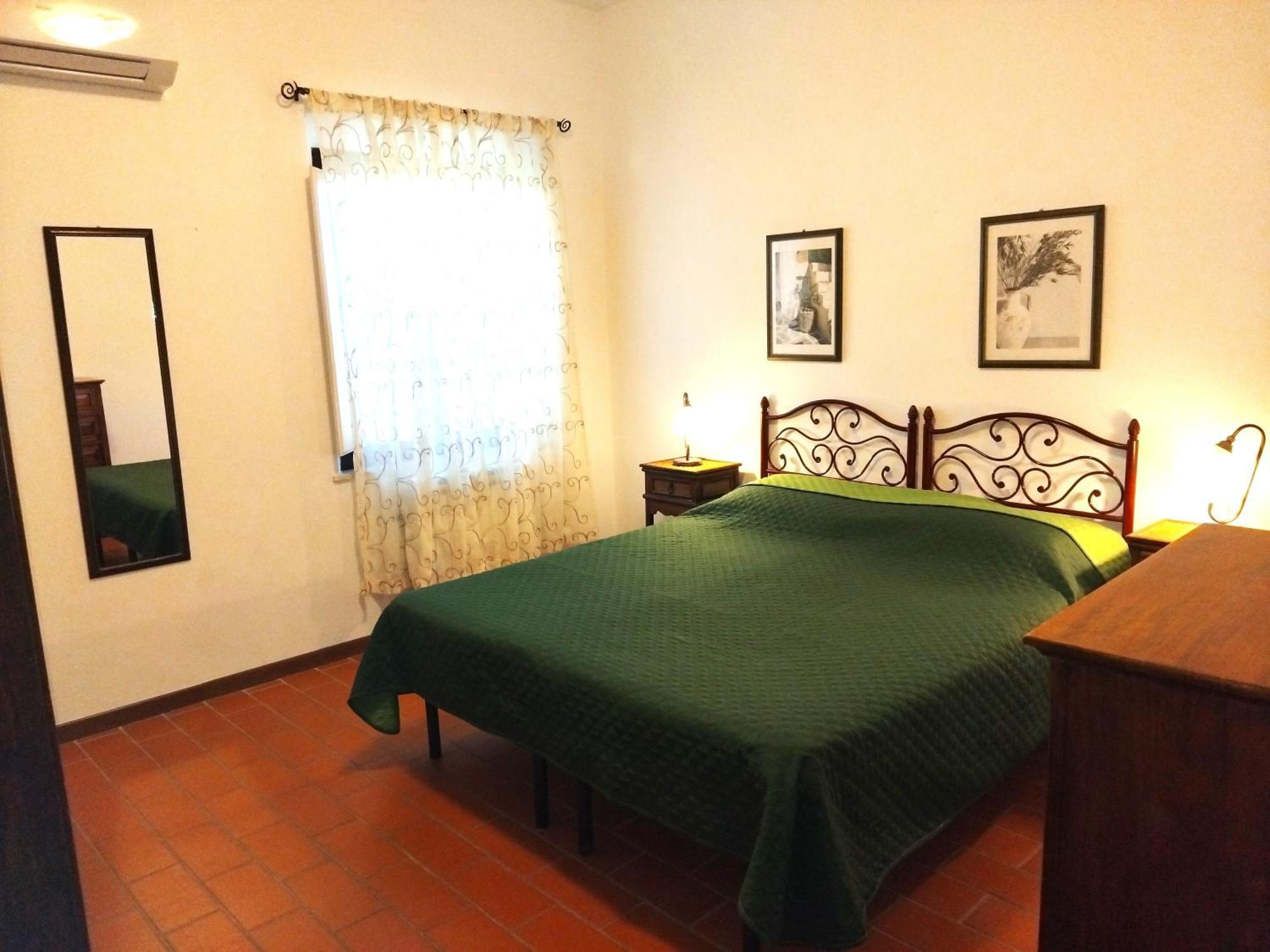Agriturismo La Burraia Vicino A San Gimignano Гамбасси-Терме Экстерьер фото